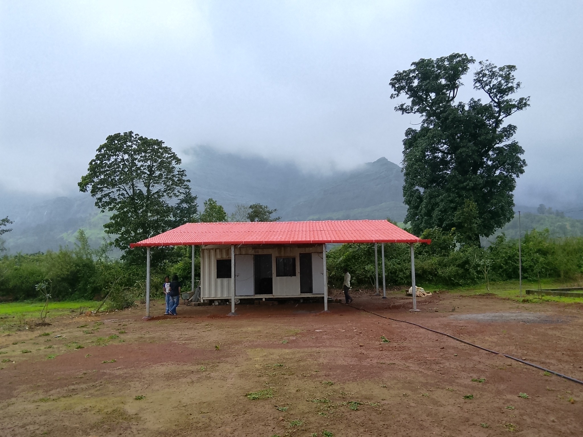 Hilora site with mountain backdrop